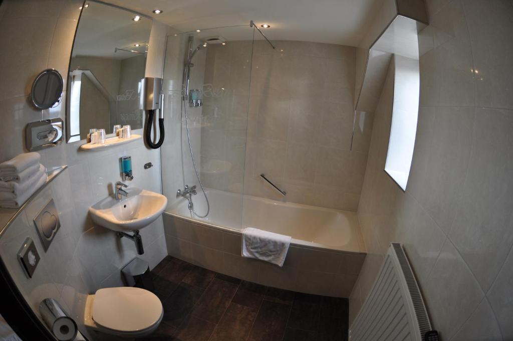 Le Beau Rivage Hotel